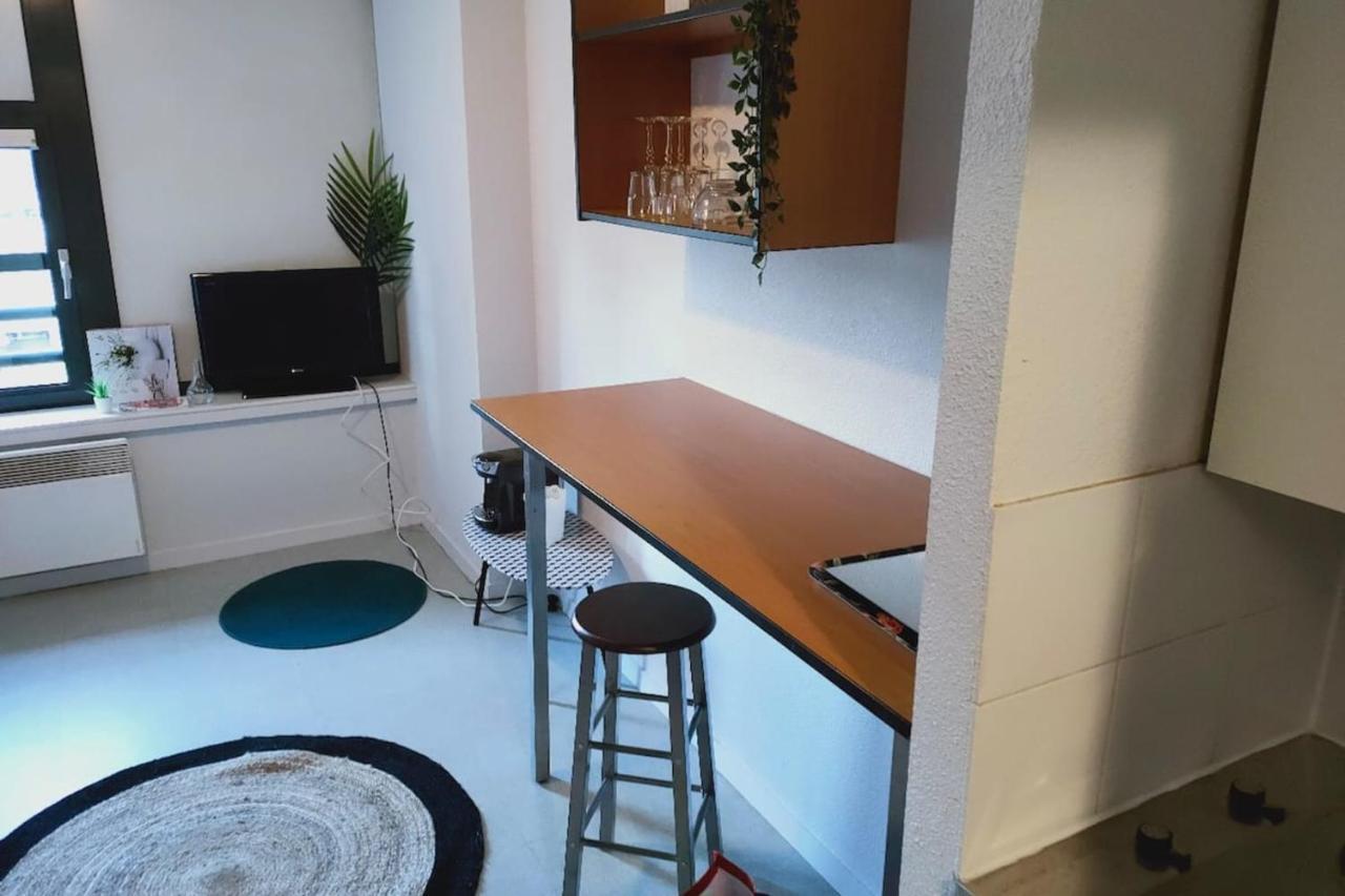 Studio Confortable Hyper Centre De Tours Apartment Bagian luar foto
